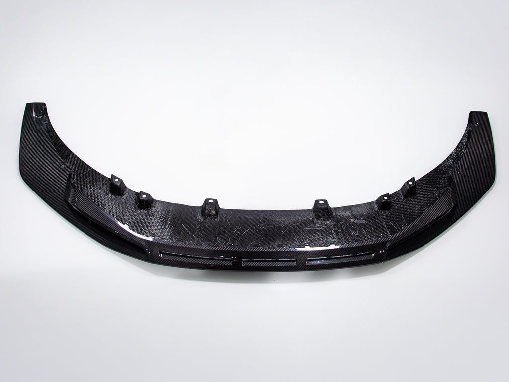 Audi R8 front spoiler ground effect in dry carbon for 2016 2017 2018 Gen 2 front view